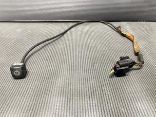 Камера переднего вида Nissan ELGRAND