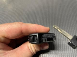 Ключ зажигания Honda ODYSSEY RB1, RB2 72147-SLE-J01 4 ракурс