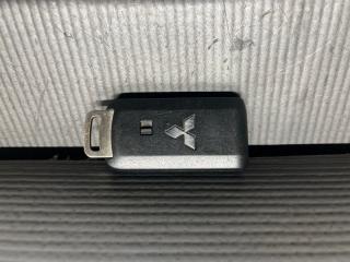 Ключ зажигания Mitsubishi OUTLANDER CW4W, CW5W 2 ракурс Ключ зажигания Mitsubishi OUTLANDER CW4W, CW5W 2 ракурс