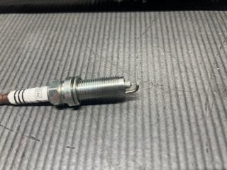 Свеча зажигания Nissan CUBE NZ12, YZ11, Z11, Z12 HR15 DF 6H-11A 2 ракурс Свеча зажигания Nissan CUBE NZ12, YZ11, Z11, Z12 HR15 DF 6H-11A 2 ракурс
