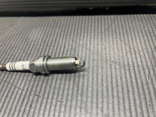 Свеча зажигания Nissan CUBE NZ12, YZ11, Z11, Z12 HR15 DF 6H-11A 2 ракурс Свеча зажигания Nissan CUBE NZ12, YZ11, Z11, Z12 HR15 DF 6H-11A 2 ракурс