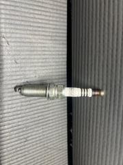 Свеча зажигания Nissan CUBE NZ12, YZ11, Z11, Z12 HR15 DF 6H-11A 3 ракурс Свеча зажигания Nissan CUBE NZ12, YZ11, Z11, Z12 HR15 DF 6H-11A 3 ракурс