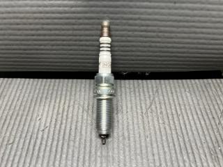 Свеча зажигания Nissan JUKE F15, F15E, F15N, JF15, YF15 HR15 DF 6H-11A 3 ракурс Свеча зажигания Nissan JUKE F15, F15E, F15N, JF15, YF15 HR15 DF 6H-11A 3 ракурс