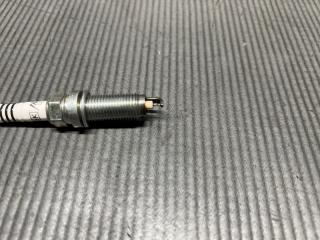 Свеча зажигания Nissan MARCH K12, K13, YK12 HR12 DF 6H-11A 2 ракурс Свеча зажигания Nissan MARCH K12, K13, YK12 HR12 DF 6H-11A 2 ракурс