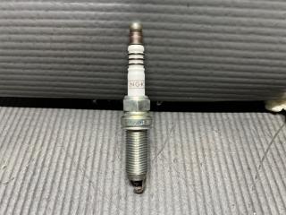 Свеча зажигания Nissan MARCH K12, K13, YK12 HR12 DF 6H-11A 3 ракурс Свеча зажигания Nissan MARCH K12, K13, YK12 HR12 DF 6H-11A 3 ракурс