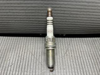 Свеча зажигания Nissan MARCH K12, K13, YK12 HR12 DF 6H-11A 3 ракурс Свеча зажигания Nissan MARCH K12, K13, YK12 HR12 DF 6H-11A 3 ракурс