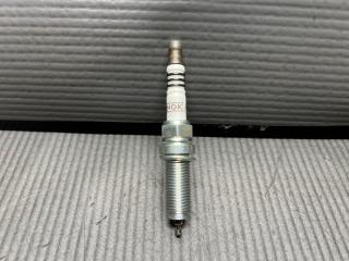 Свеча зажигания Nissan MARCH K12, K13, YK12 HR12 DF 6H-11A 3 ракурс Свеча зажигания Nissan MARCH K12, K13, YK12 HR12 DF 6H-11A 3 ракурс