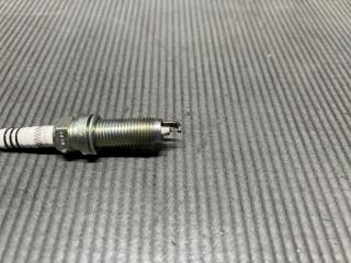 Свеча зажигания Nissan MURANO Z52Z QR25 DF 6H-11A 2 ракурс Свеча зажигания Nissan MURANO Z52Z QR25 DF 6H-11A 2 ракурс