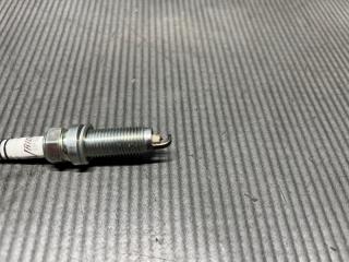 Свеча зажигания Nissan MURANO Z52Z QR25 DF 6H-11A 2 ракурс Свеча зажигания Nissan MURANO Z52Z QR25 DF 6H-11A 2 ракурс