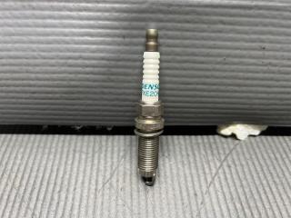Свеча зажигания Nissan JUKE F15, F15E, F15N, JF15, YF15 HR15 FXE20HE11 3 ракурс