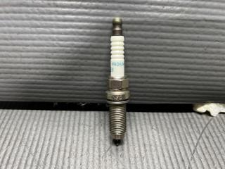 Свеча зажигания Nissan JUKE F15, F15E, F15N, JF15, YF15 HR15 FXE20HE11 4 ракурс