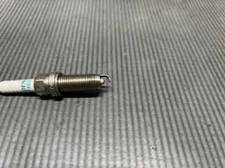Свеча зажигания Nissan JUKE F15, F15E, F15N, JF15, YF15 HR15 FXE20HE11 2 ракурс