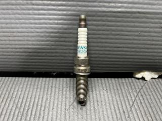 Свеча зажигания Nissan JUKE F15, F15E, F15N, JF15, YF15 HR15 FXE20HE11 4 ракурс