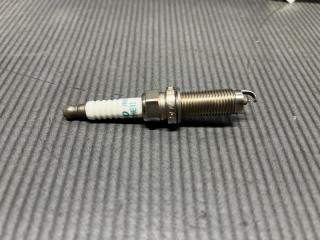 Свеча зажигания Nissan TIIDA C11, C13R, NC11, SC11X HR16 FXE20HE11 1 ракурс
