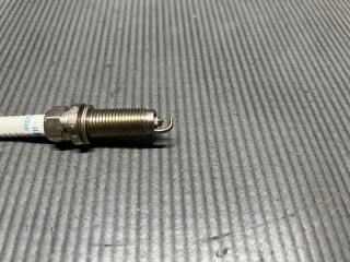 Свеча зажигания Nissan TIIDA C11, C13R, NC11, SC11X HR16 FXE20HE11 2 ракурс