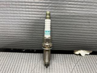 Свеча зажигания Nissan TIIDA C11, C13R, NC11, SC11X HR16 FXE20HE11 3 ракурс