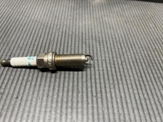 Свеча зажигания Nissan WINGROAD NY12, Y12 HR15 FXE20HE11 2 ракурс