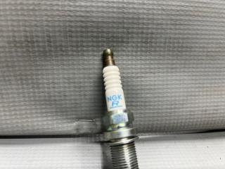 Свеча зажигания Nissan NOTE E11, NE11 CR14 LFR5AP 3 ракурс