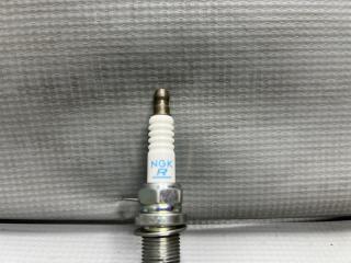 Свеча зажигания Nissan NOTE E11, NE11 CR14 LFR5AP 3 ракурс