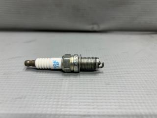 Свеча зажигания Nissan MOCO MG21S, MG22S K6A KR7AI 1 ракурс