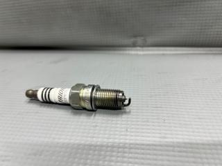 Свеча зажигания Mitsubishi PAJERO MINI Mini, H51A, H53A, H56A, H58A 4A30 DCPR7EIX-P 2 ракурс