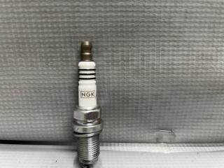 Свеча зажигания Nissan ELGRAND E52, TE52, TNE52 QR25 HB6AIX-11P 4 ракурс