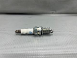 Свеча зажигания Nissan MOCO MG21S, MG22S K6A KR7AI 1 ракурс