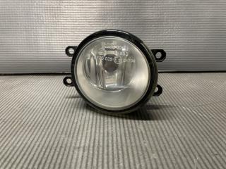 Запчасть туманка передняя правая Toyota ESTIMA