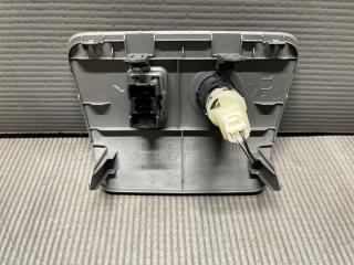 Прикуриватель Toyota PRIUS ZVW30 2ZR 58818-47030 3 ракурс