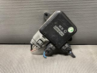 Запчасть блок управления вентилятором охлаждения Nissan LAFESTA