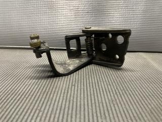 Ролик раздвижной двери задний правый Honda STEPWGN