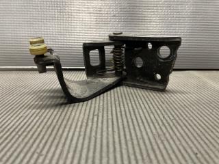 Ролик раздвижной двери задний правый Honda STEPWGN