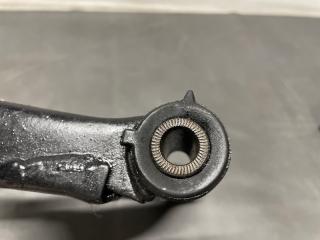 Рычаг правый передний Toyota CALDINA ZZT241 1ZZ 48068-21010 4 ракурс