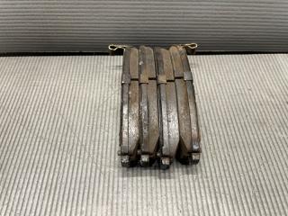 Запчасть тормозные колодки передние Nissan LAUREL