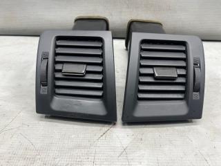 Воздуховод Toyota VOXY AZR60 1AZ 1 ракурс