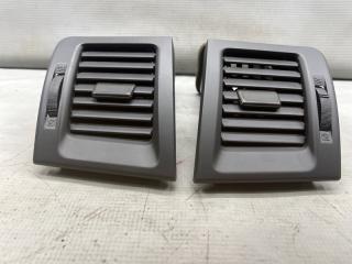 Воздуховод Toyota VOXY AZR60 1AZ 2 ракурс