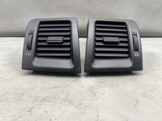 Воздуховод Toyota VOXY AZR60 1AZ 2 ракурс
