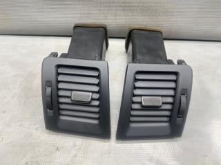 Воздуховод Toyota VOXY AZR60 1AZ 1 ракурс