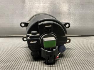 Туманка правая передняя Toyota BELTA KSP92 812100D041, 04709 4 ракурс