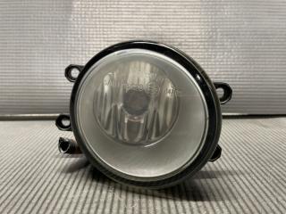 Запчасть туманка передняя правая Toyota CAMRY