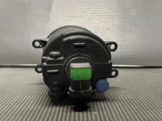 Туманка правая передняя Toyota COROLLA RUMION NZE151 812100D041, A044633 4 ракурс