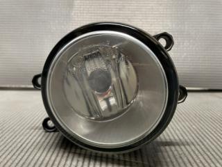 Запчасть туманка передняя правая Toyota RACTIS