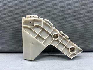 Крепление бампера левое переднее Toyota VOXY ZRR70 3ZR 52116-28140 1 ракурс
