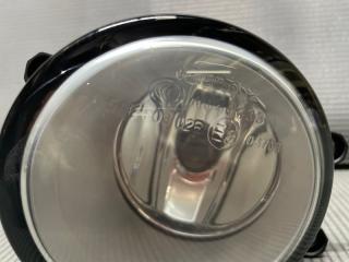 Туманка левая передняя Toyota COROLLA FIELDER NZE141 812200D041, A044633 2 ракурс