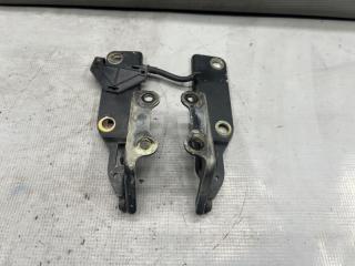 Запчасть петля капота Nissan LAUREL