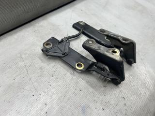 Петля капота Nissan LAUREL C35 RB20 2 ракурс