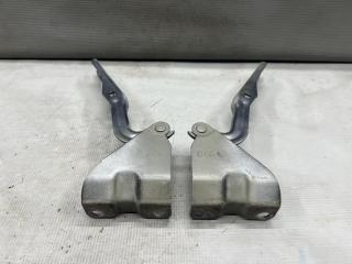 Фото запчасти петля капота Mazda DEMIO контрактная запчасть Запчасть петля капота Mazda DEMIO