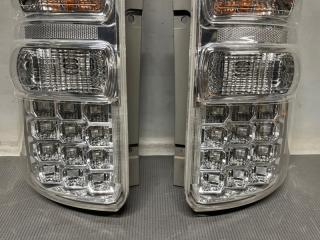 Стоп задний Toyota NOAH ZRR70 3ZR 28-219 5 ракурс Стоп задний Toyota NOAH ZRR70 3ZR 28-219 5 ракурс