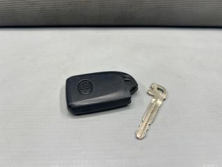 Ключ зажигания Toyota PORTE NCP141 1NZ 007YUU LO776 3 ракурс