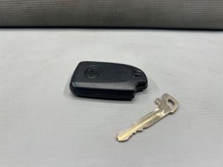 Ключ зажигания Toyota SPADE NCP141 1NZ 007YUU LO776 3 ракурс